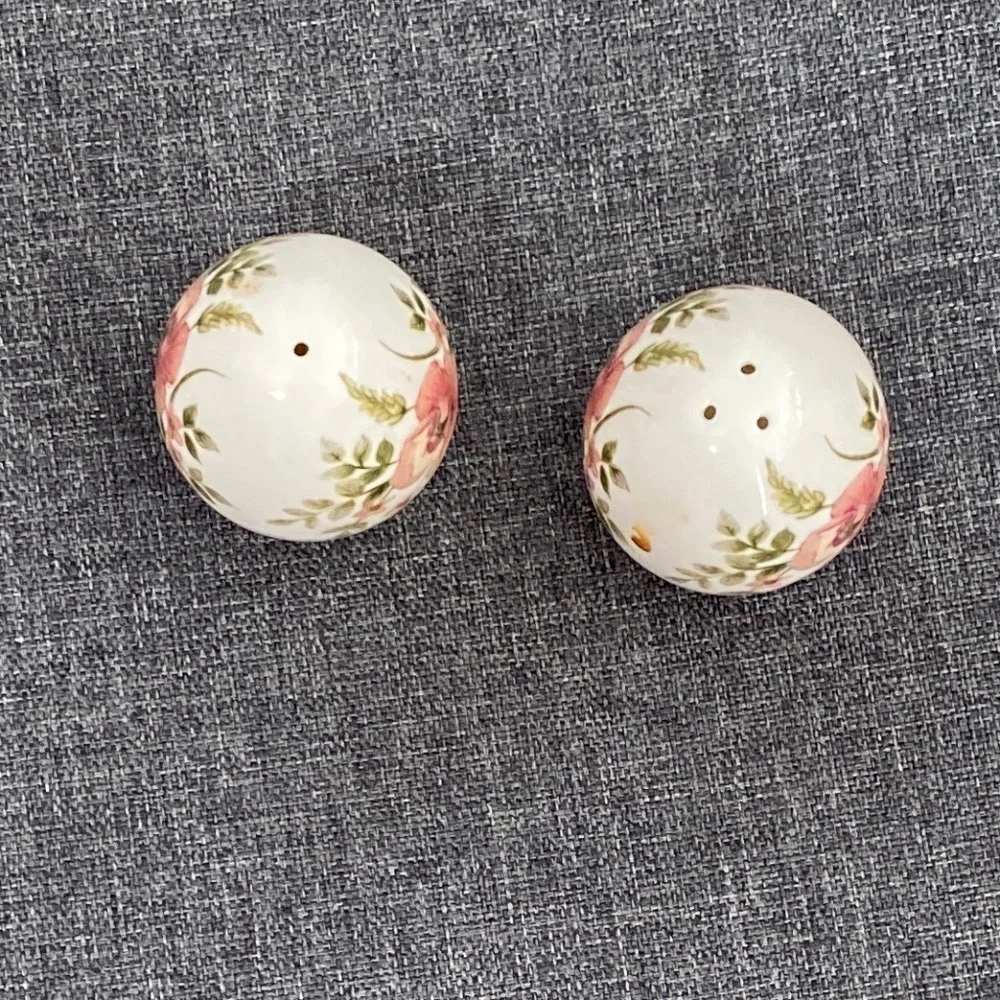 Vintage Sanford Salt and Pepper Shakers